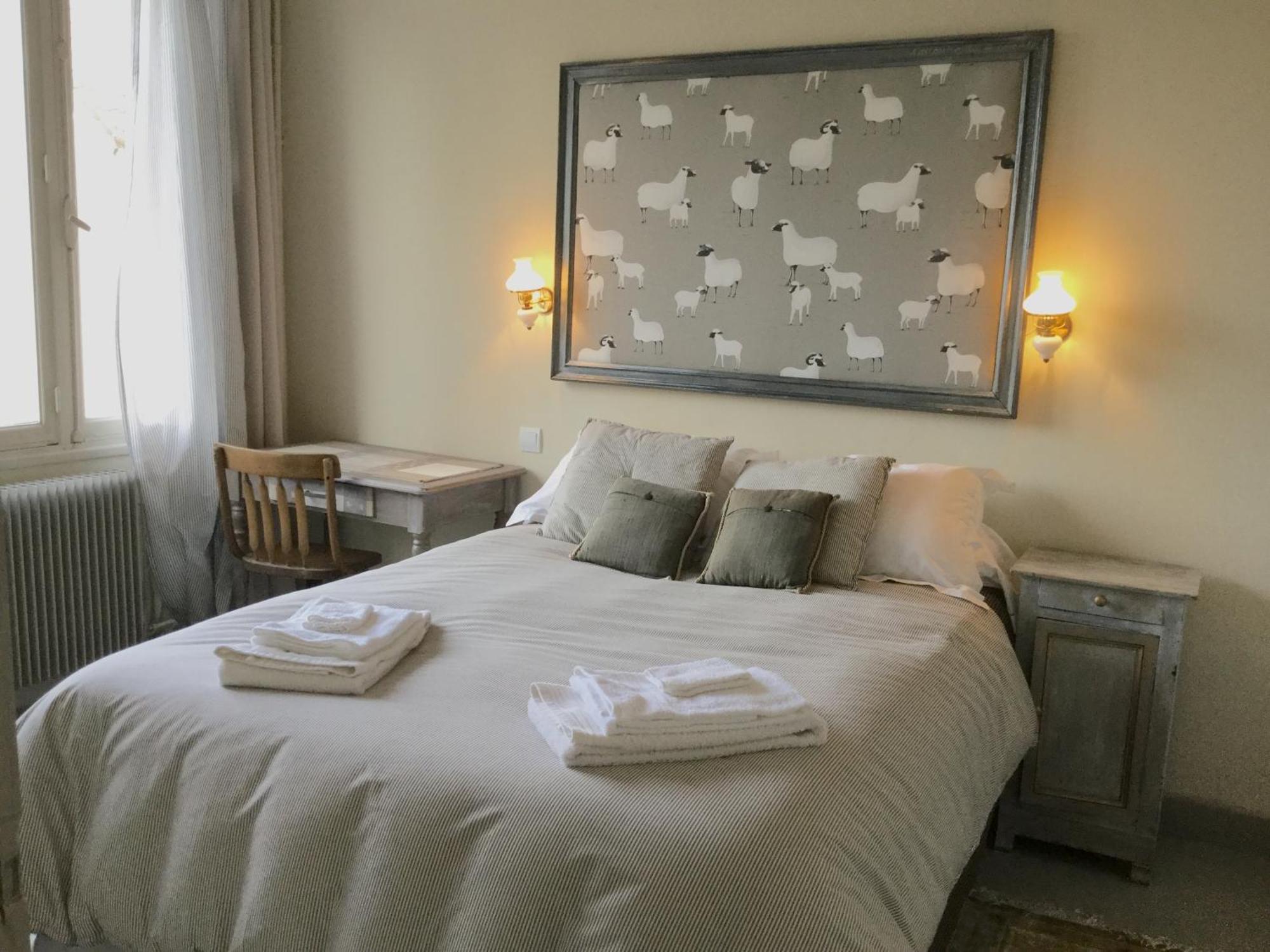 La Trimouille Le Logis Alexandra Bnb מראה חיצוני תמונה