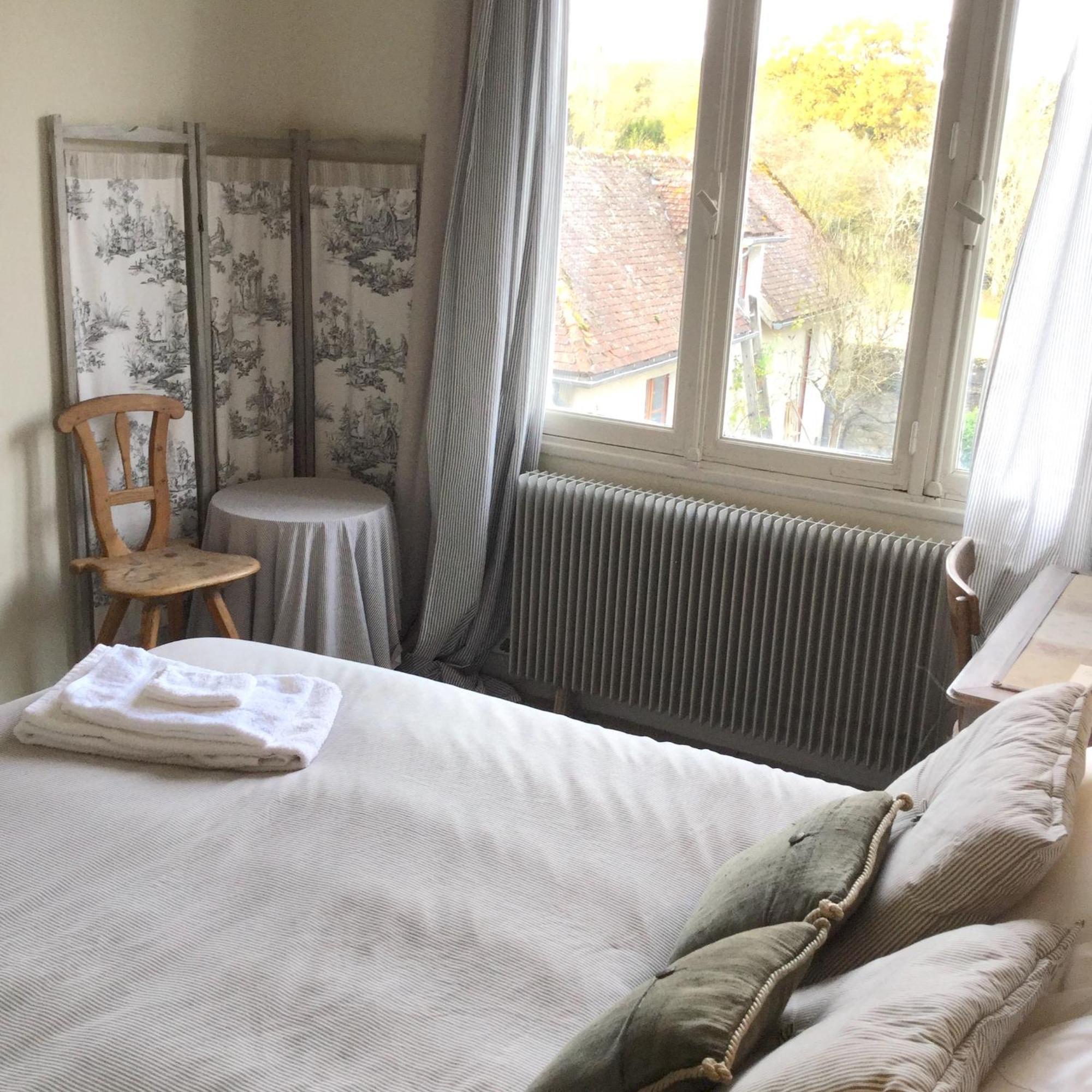 La Trimouille Le Logis Alexandra Bnb מראה חיצוני תמונה