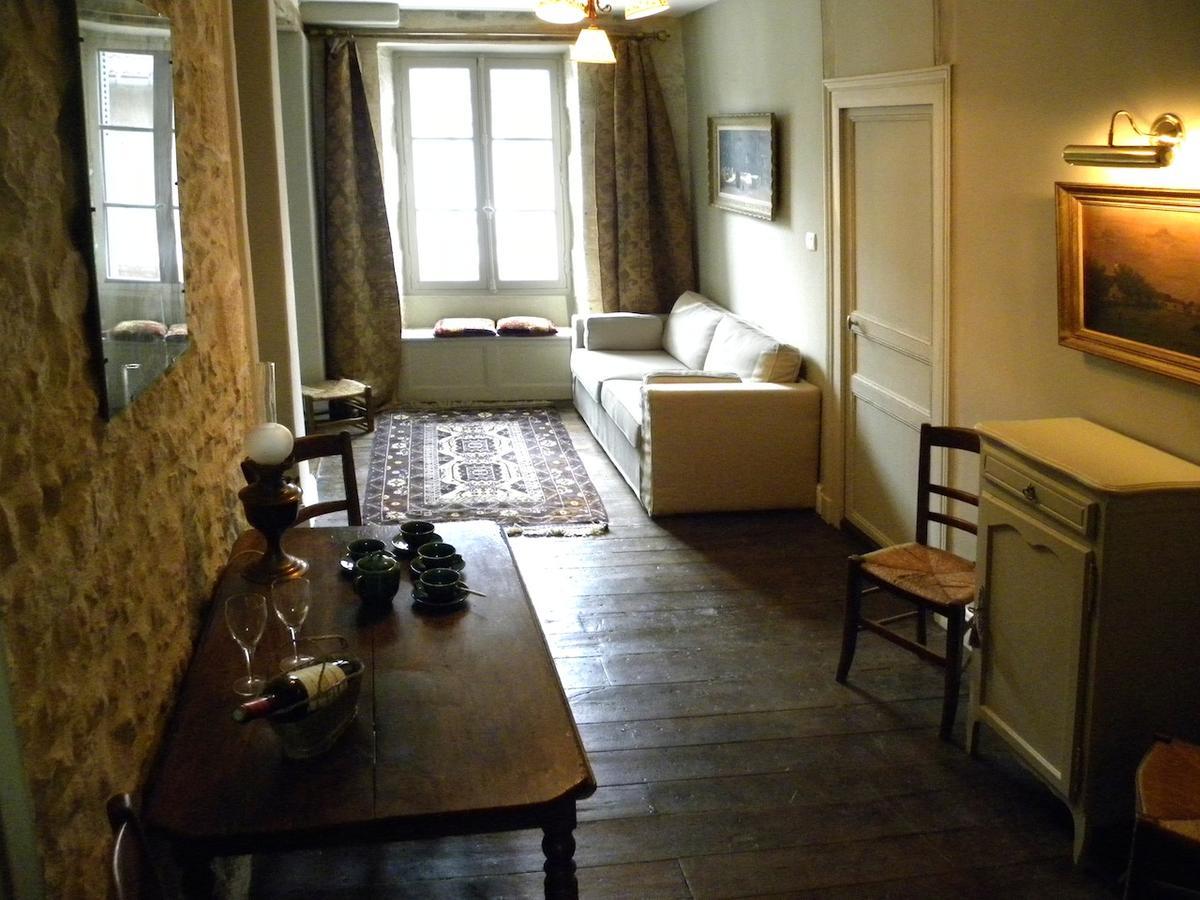 La Trimouille Le Logis Alexandra Bnb מראה חיצוני תמונה